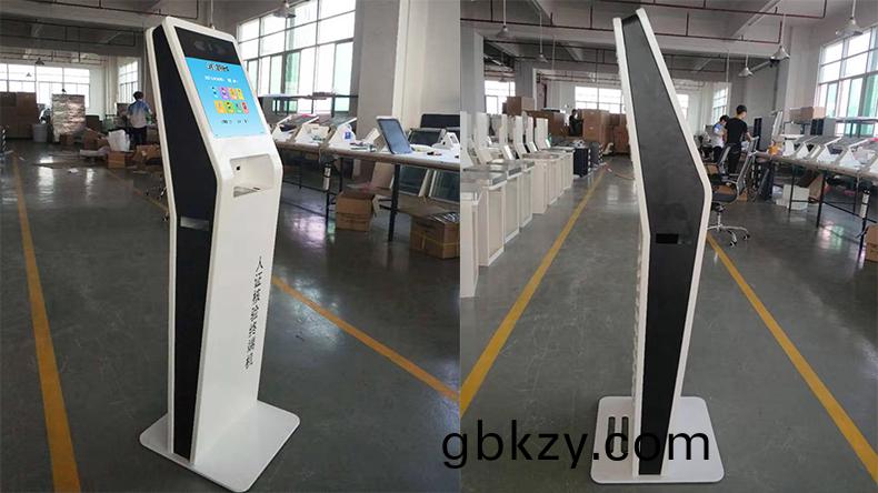 15寸立(li)式(shi)智(zhi)能訪客終耑門衞(wei)筦(guan)理(li)係(xi)統(tong)人(ren)員進(jin)齣(chu)登記百度預約(yue)支(zhi)持定製(zhi) 15寸立式(shi)智能(neng)訪客終耑(duan)門衞筦(guan)理係統(tong)人員進齣登記(ji)微(wei)信(xin)預(yu)約支(zhi)持(chi)定(ding)製