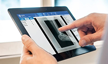 跟傳(chuan)統膠⽚告(gao)彆,愽奧(ao)智(zhi)能定製(zhi)“電(dian)⼦雲(yun)膠(jiao)⽚係(xi)統(tong)”提(ti)供(gong)更便利(li)的就(jiu)醫體(ti)驗